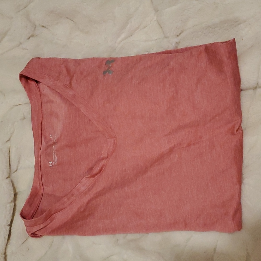 Women's Under Armour V-neck Tshirt